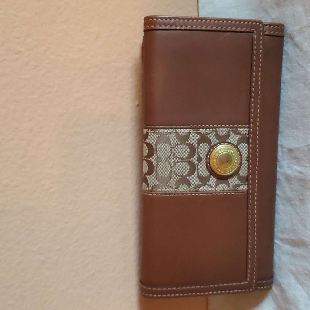 Coach Signature Wallet